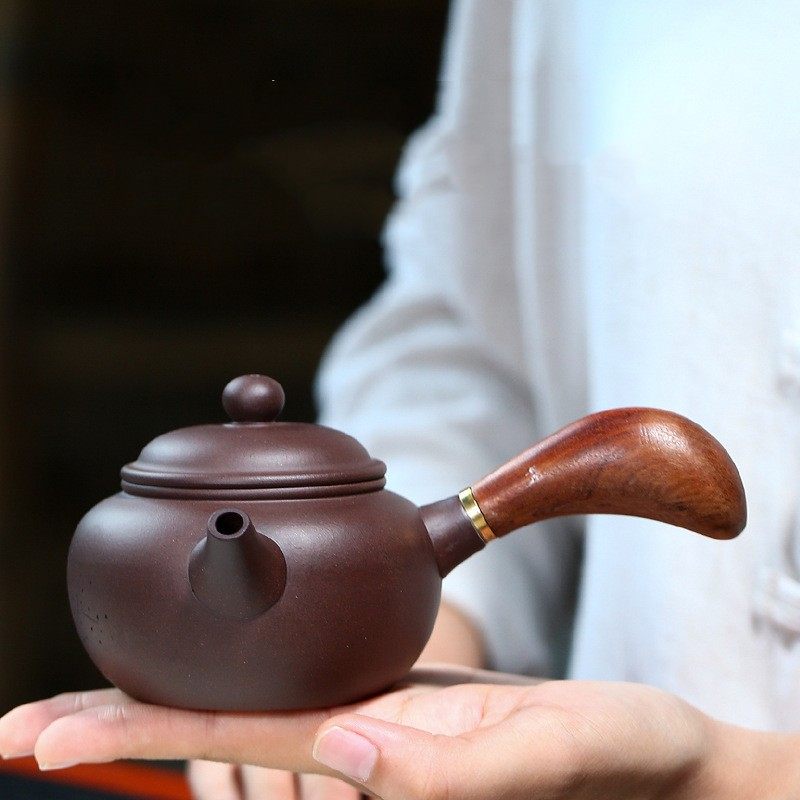 "Dunhong" Teapot