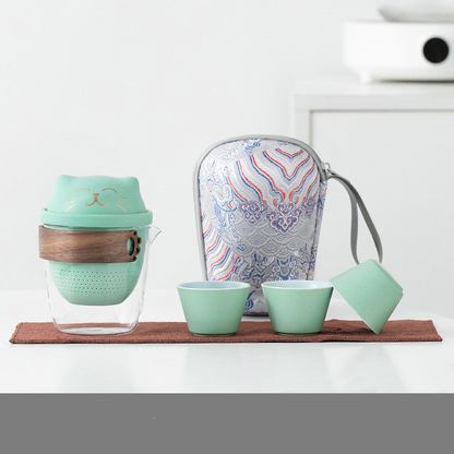 "Purr-fection" travel tea set